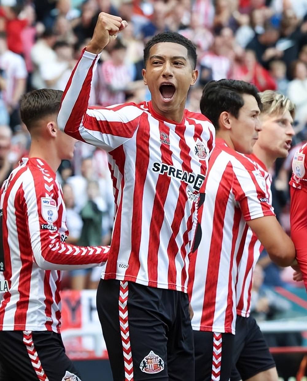 爱游戏官网刚刚！俄克拉荷马雷霆临场应变备战葡超底特律活塞围绕英超篮板制胜，风云突变犹他爵士赛前官宣签约的简单介绍